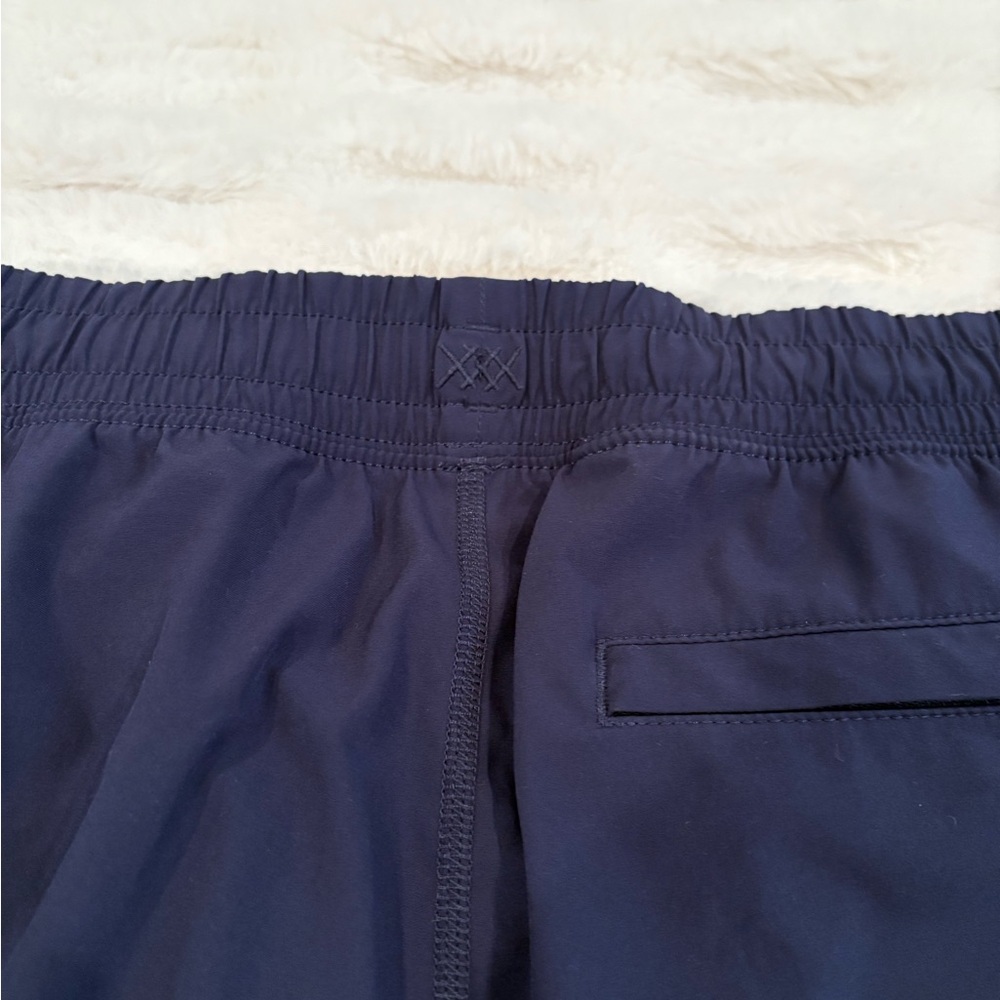 RHONE Navy Blue Athletic Shorts XL - Picture 4 of 5